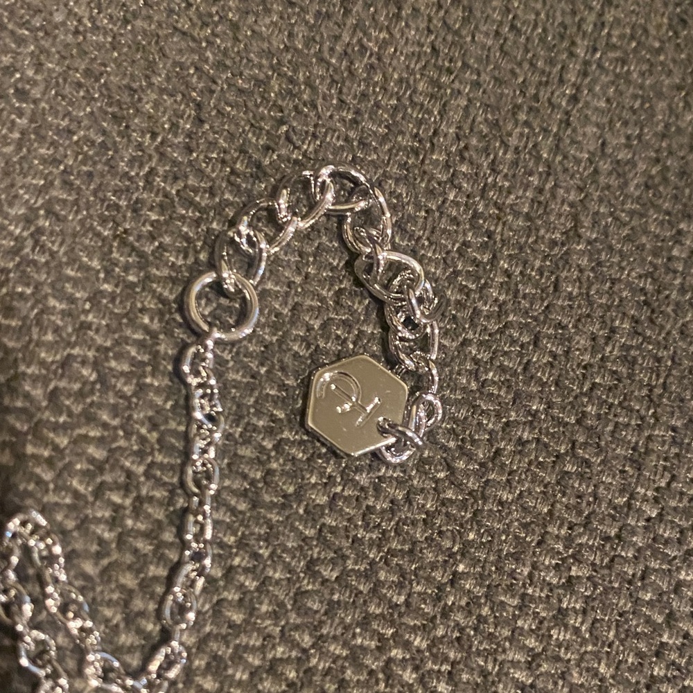 Touchstone Crystal Silver Starfish Ankle Bracelet - Picture 3 of 3